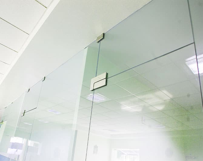 Glass Hardware